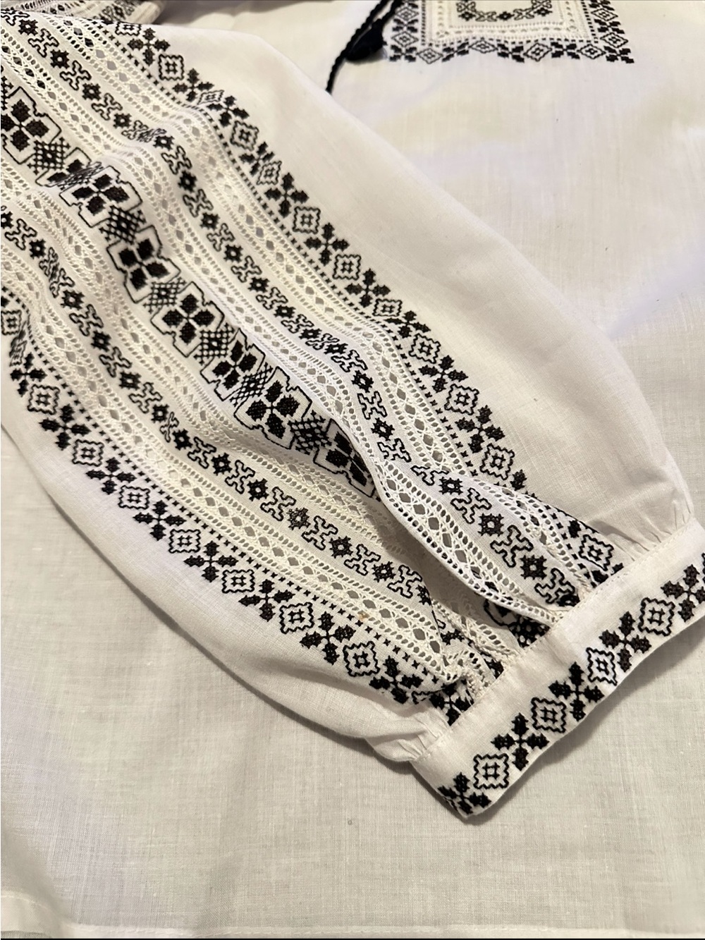 Ukraine | Top | Vintage White Top with Black Embroidered Peasant Blouse - Picture 4 of 11